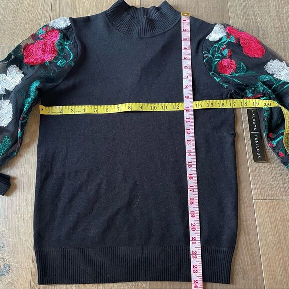 Absolutely Famous Embroidered Floral Puff Sleeve Women's Sweater (Size S) - Picture 10 of 11